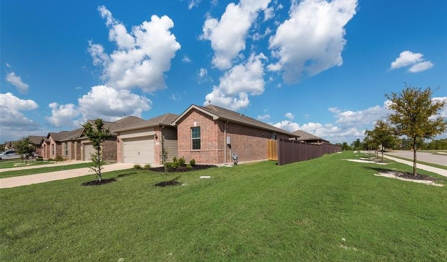 2004 Penaflor Dr, Anna, TX 75409 - 3 Beds, 2 Bath