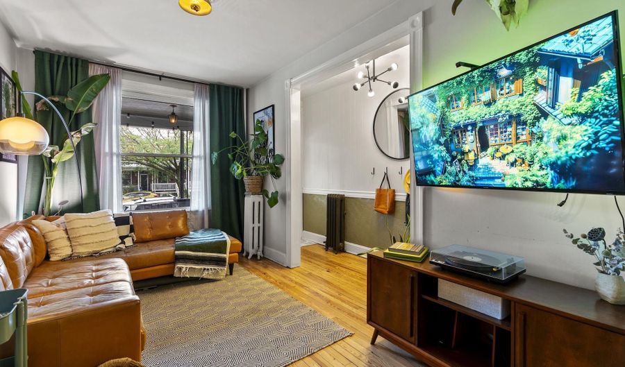 602 W 33RD St, Baltimore, MD 21211 - 2 Beds, 2 Bath