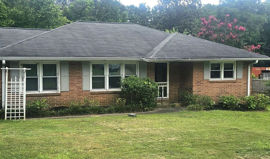 1879 Gherry Dr, Austell, GA 30106 - 3 Beds, 2 Bath