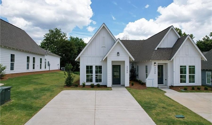 3240 BRADLEY Ln, Auburn, AL 36830 - 2 Beds, 2 Bath