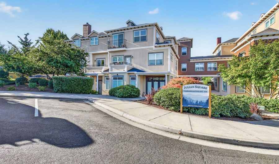 608 Fair Oaks Ct, Ashland, OR 97520 - 2 Beds, 2 Bath