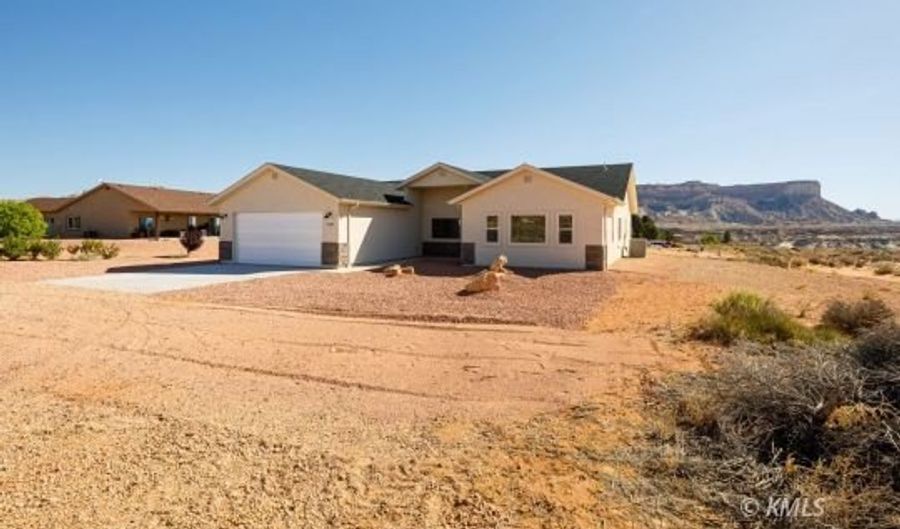 1140 S Independence Way, Big Water, UT 84741 - 4 Beds, 3 Bath