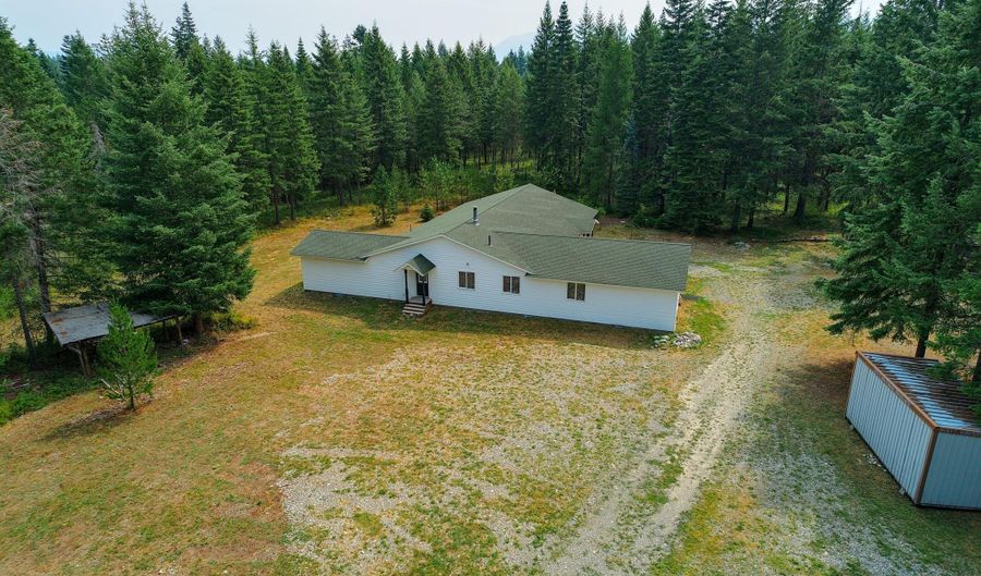 8924 E Black Bear Rd, Athol, ID 83801 - 4 Beds, 2 Bath