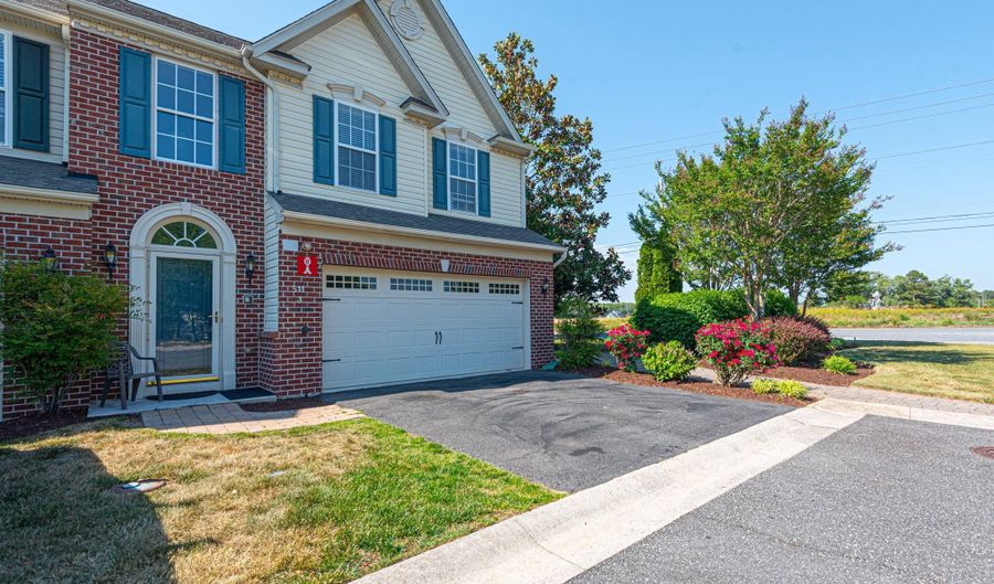 511 SUNLIGHT Ln 3, Berlin, MD 21811 - 3 Beds, 3 Bath