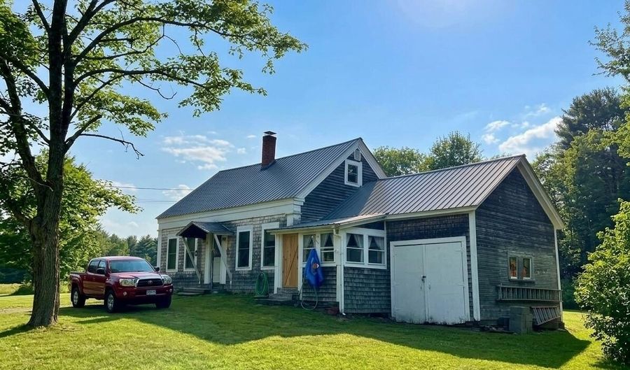 83 Marsh Rd, Belfast, ME 04915 - 0 Beds, 4 Bath