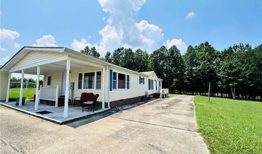 6122 Flat Rock Rd, Alberta, VA 23821 - 3 Beds, 2 Bath