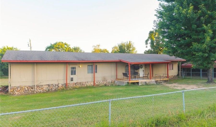 517 Hidden Oaks Rd, Alma, AR 72921 - 3 Beds, 2 Bath