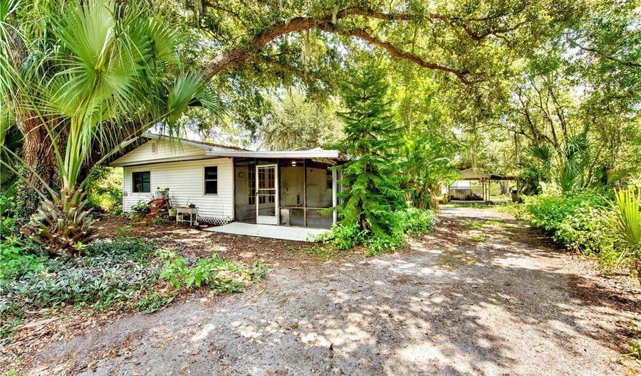 1711 Linwood Ave, Alva, FL 33920 - 3 Beds, 2 Bath