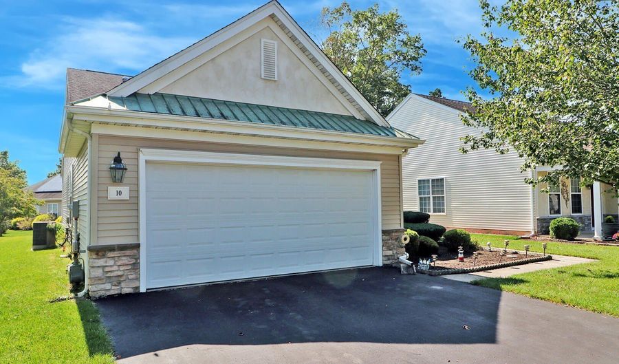 10 Vineyard Way, Barnegat, NJ 08005 - 2 Beds, 2 Bath