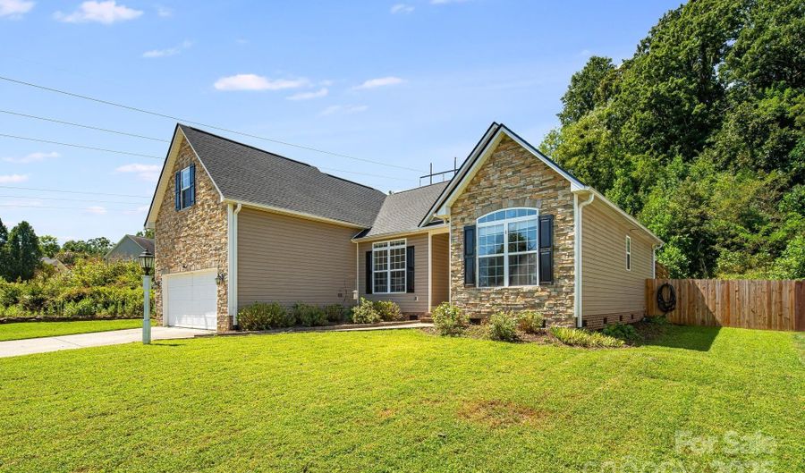 7 Groton Way, Arden, NC 28704 - 3 Beds, 2 Bath