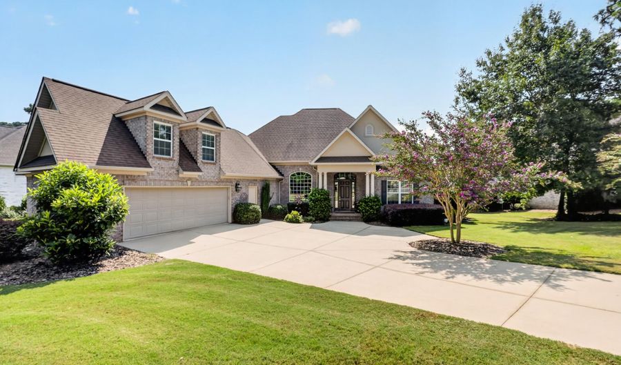 915 Steeplechase Rd, Aiken, SC 29803 - 3 Beds, 3 Bath