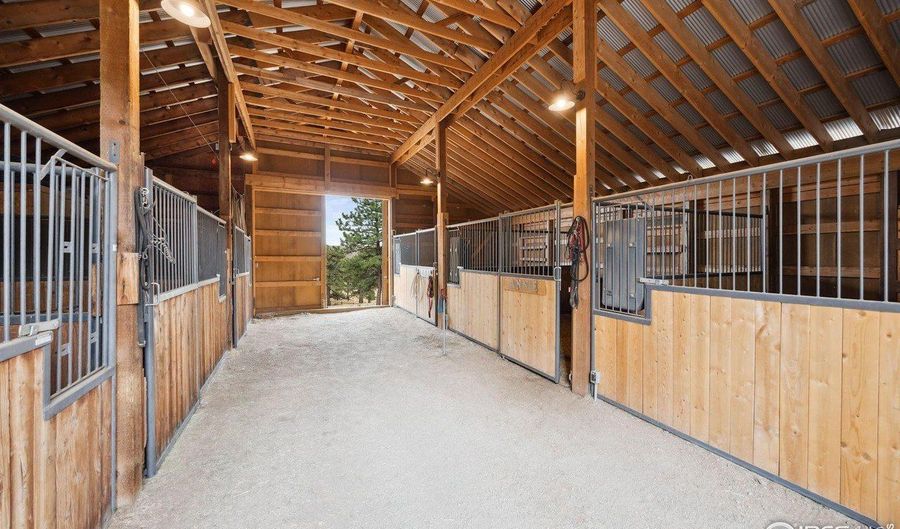 250 El Arbol Dr, Bellvue, CO 80512 - 1 Beds, 1 Bath