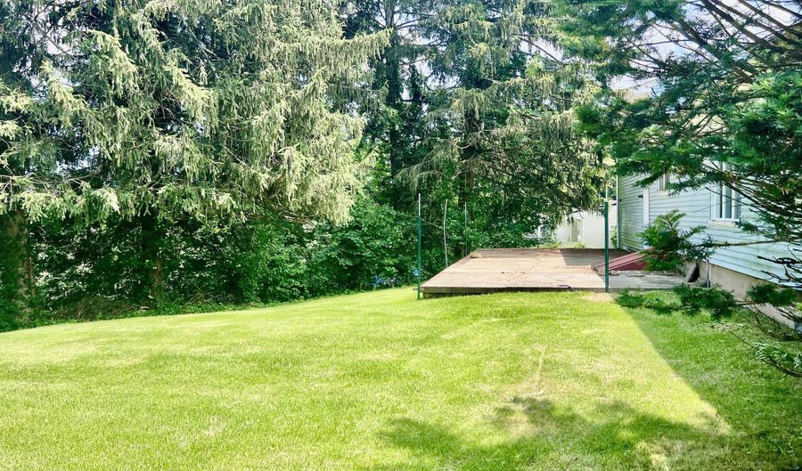 239 Bates Dr, Cheshire, CT 06410 - 3 Beds, 3 Bath