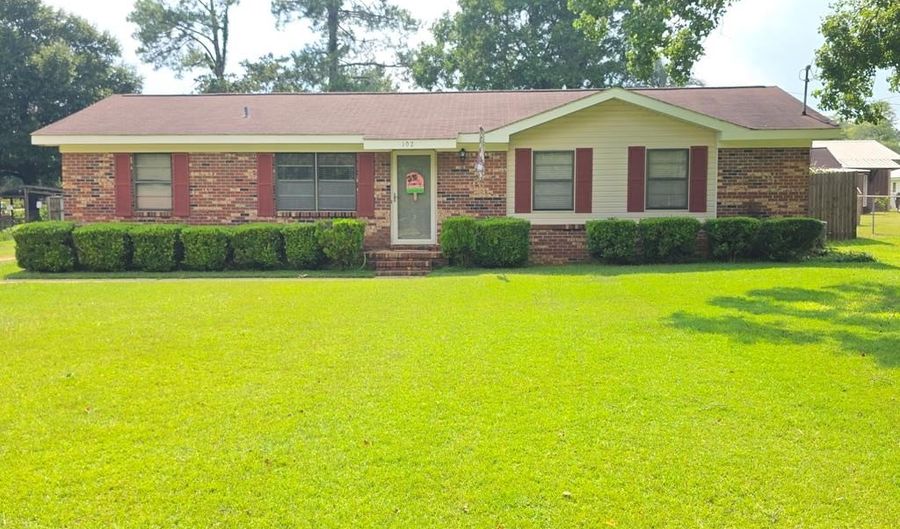 102 Weeping Willow, Abbeville, AL 36310 - 3 Beds, 2 Bath