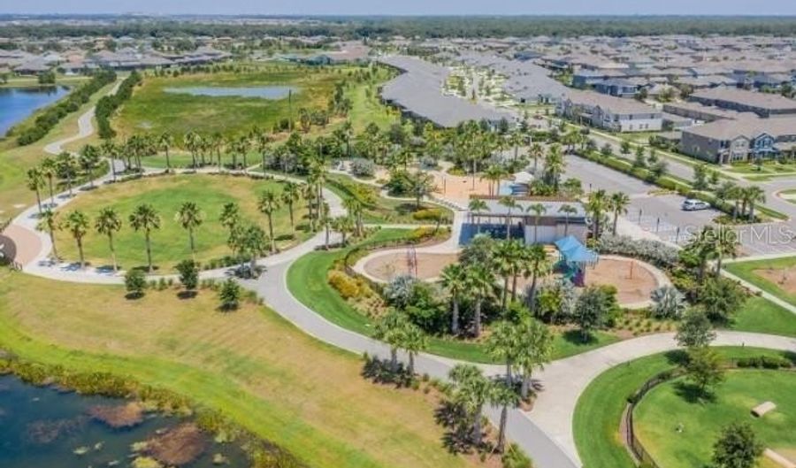 6256 CAMINO Dr, Apollo Beach, FL 33572 - 3 Beds, 3 Bath