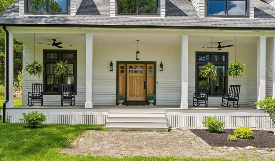 239 Hunter Way, Falmouth, ME 04105 - 5 Beds, 5 Bath