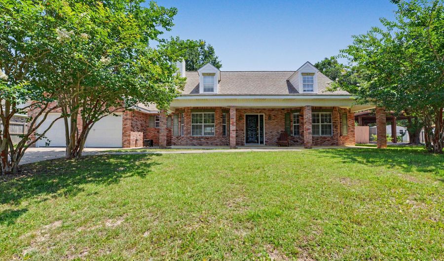 497 Dan M Russell Dr, Bay St. Louis, MS 39520 - 3 Beds, 3 Bath