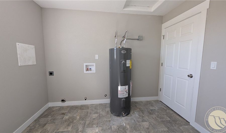 197 Knott Loop, Bainville, MT 59212 - 3 Beds, 2 Bath