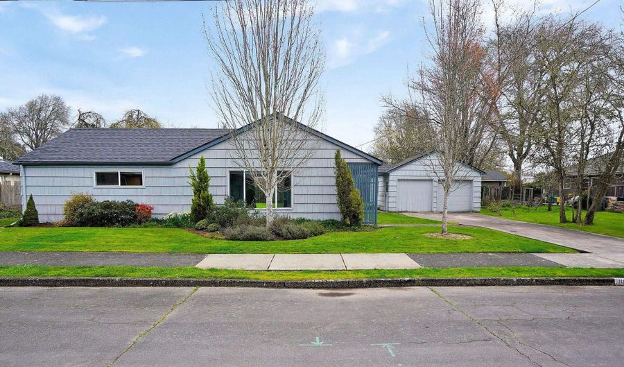 1015 NW 32nd St, Corvallis, OR 97330 - 2 Beds, 1 Bath