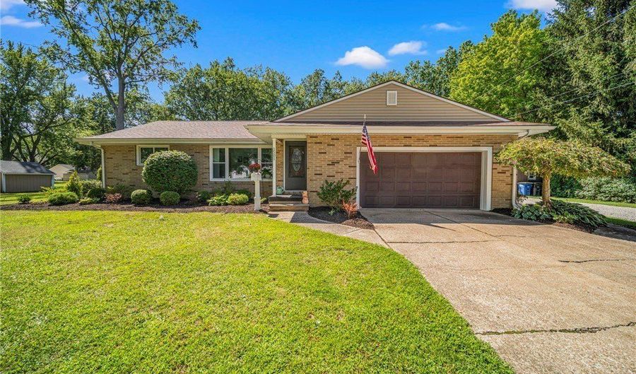 1501 Union Ave, Ashtabula, OH 44004 - 3 Beds, 2 Bath