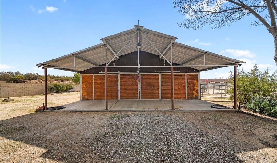 39725 Ivan Dr, Anza, CA 92539 - 3 Beds, 4 Bath