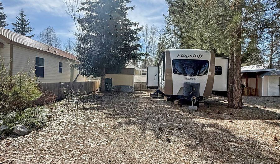 45 A St, Cascade, ID 83611 - 1 Beds, 1 Bath