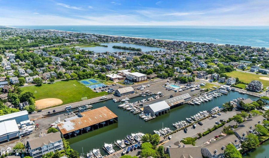 106 Grove St, Bay Head, NJ 08742 - 5 Beds, 5 Bath