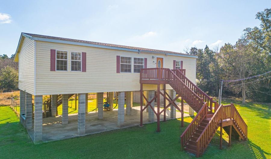 4170 Thirty Ninth St, Bay St. Louis, MS 39520 - 3 Beds, 2 Bath