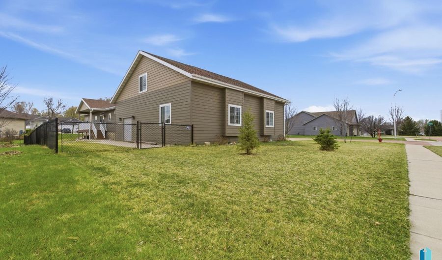 1500 E Birch St, Brandon, SD 57005 - 4 Beds, 2 Bath