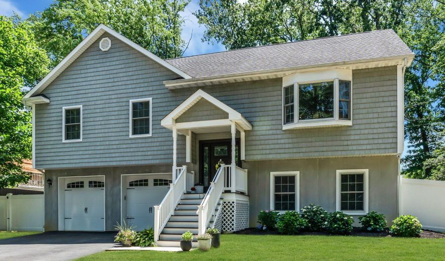 127 Oakland Ave, Atlantic Highlands, NJ 07716 - 4 Beds, 3 Bath