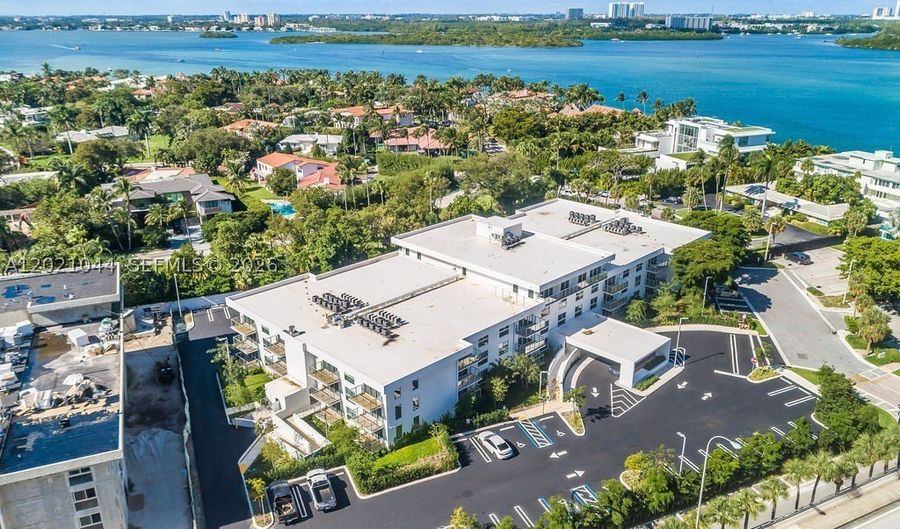 10250 Collins Ave 408, Bal Harbour, FL 33154 - 1 Beds, 1 Bath