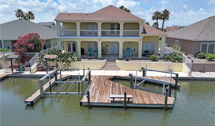 973 Pompano Dr, Aransas Pass, TX 78336 - 3 Beds, 3 Bath