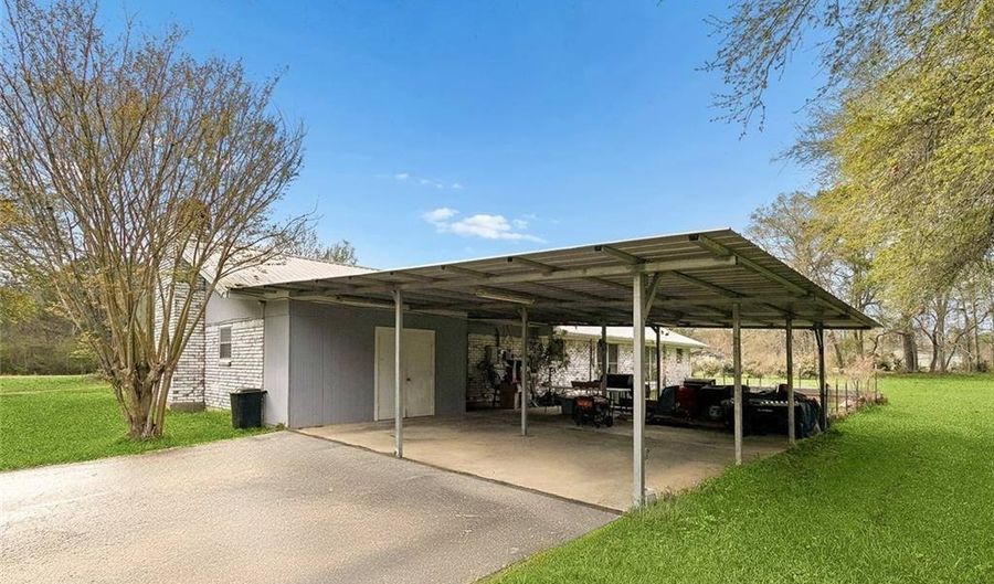 61064 Highway 1046 Hwy, Amite, LA 70422 - 4 Beds, 2 Bath