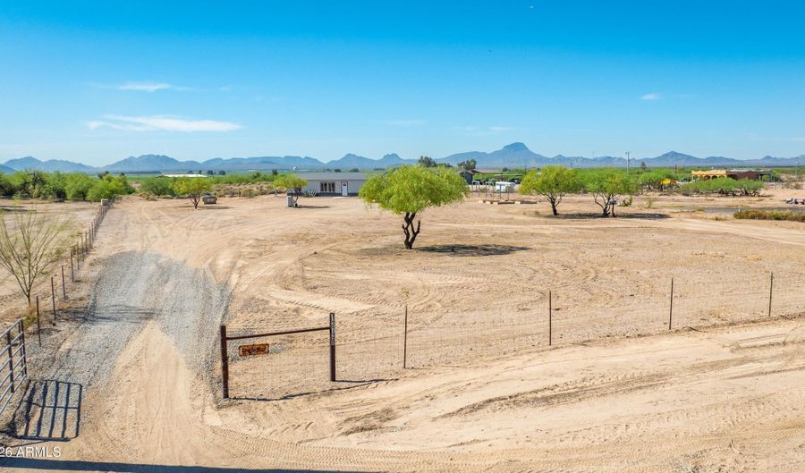 13738 S 337th Ln, Arlington, AZ 85322 - 2 Beds, 2 Bath