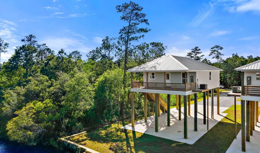 10064 E Bayou View Dr, Bay St. Louis, MS 39520 - 3 Beds, 2 Bath