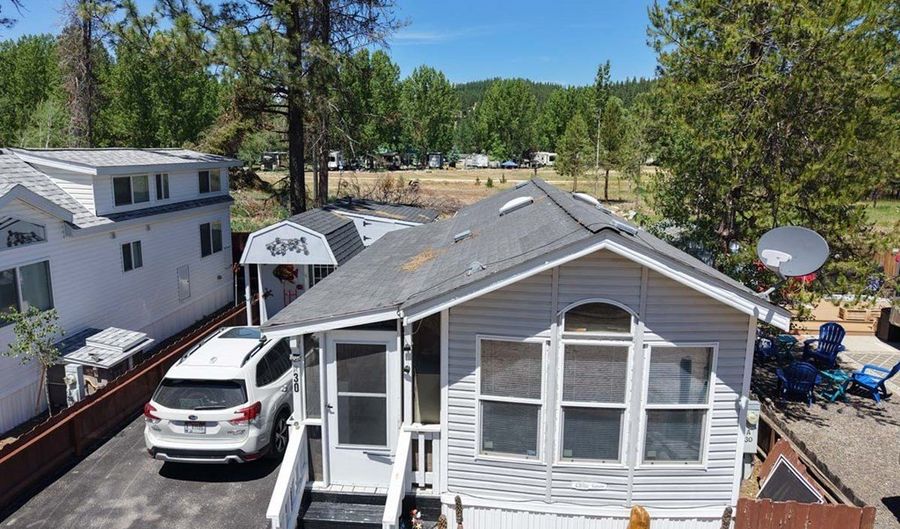 30 A St, Cascade, ID 83611 - 1 Beds, 1 Bath