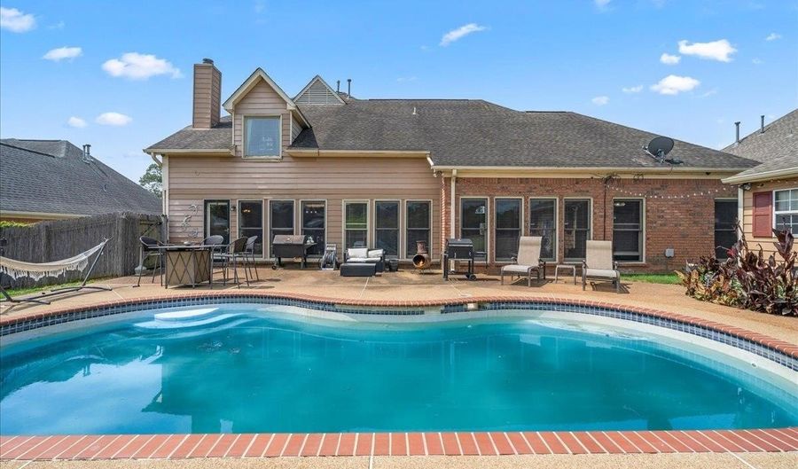 6806 BRIARFIELD, Bartlett, TN 38135 - 4 Beds, 3 Bath