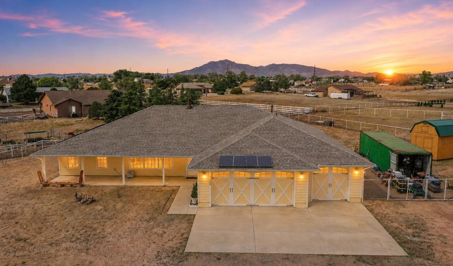 1152 Rusty Spur Cir, Chino Valley, AZ 86323 - 3 Beds, 2 Bath