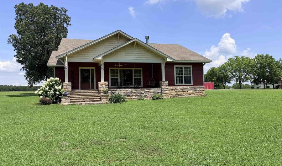 700 Strawberry Rd, Bald Knob, AR 72010 - 2 Beds, 2 Bath