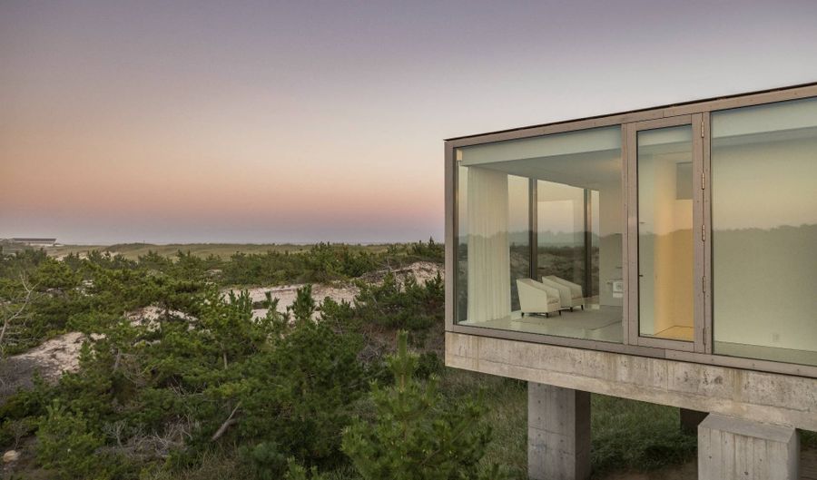55 Dunes Ln, Amagansett, NY 11930 - 6 Beds, 7 Bath