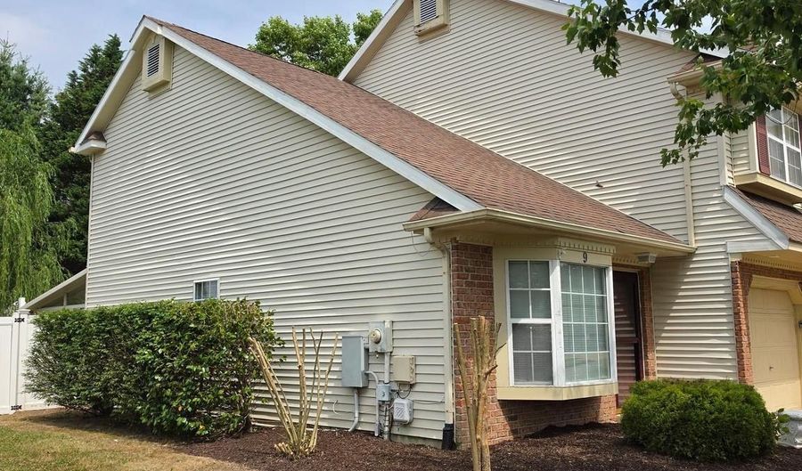 9 GRISTMILL Dr, Dover, DE 19904 - 3 Beds, 2 Bath