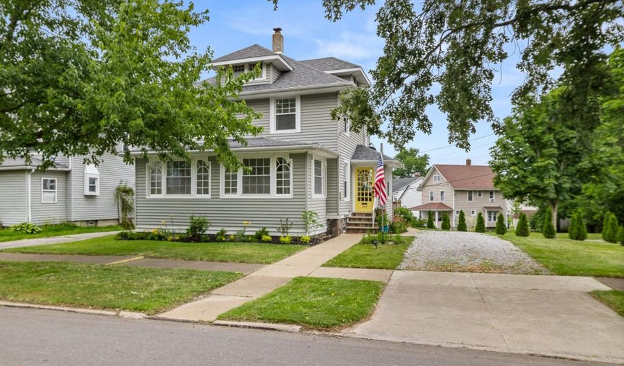 702 Sandusky St, Ashland, OH 44805 - 3 Beds, 2 Bath