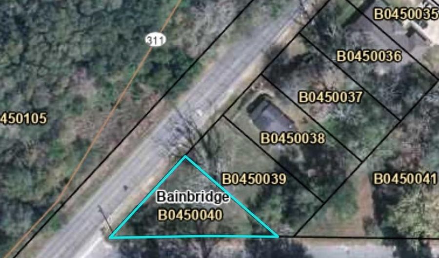 927 5th Ave, Bainbridge, GA 39817 - 0 Beds, 0 Bath