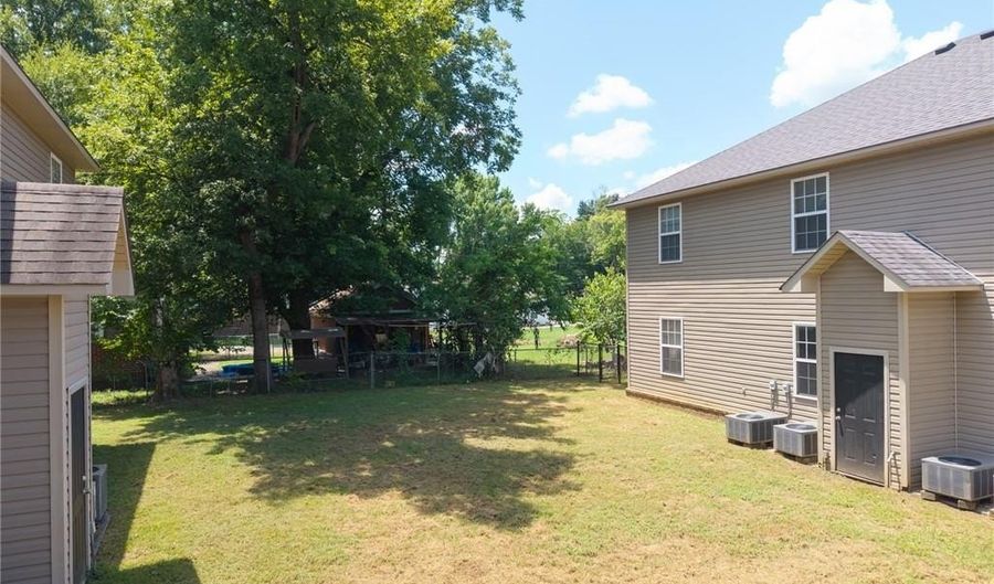 310 Jefferson St, Alma, AR 72921 - 0 Beds, 0 Bath