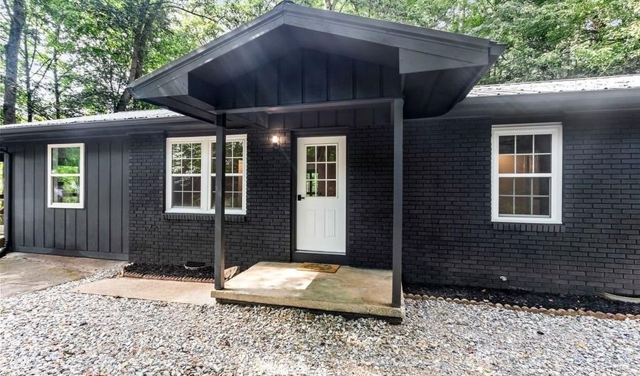 123 Quarry Rd, Andrews, NC 28901 - 4 Beds, 2 Bath