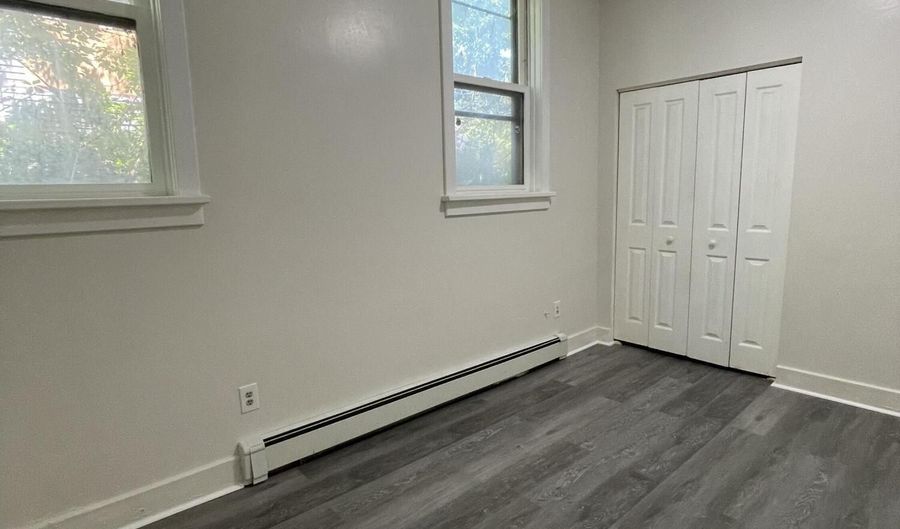 475 S Pearl St 1, Albany, NY 12202 - 3 Beds, 1 Bath