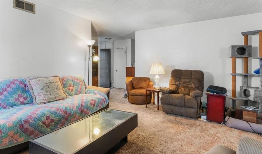 3231 Roberta Ln, Oceanside, CA 92054 - 4 Beds, 2 Bath