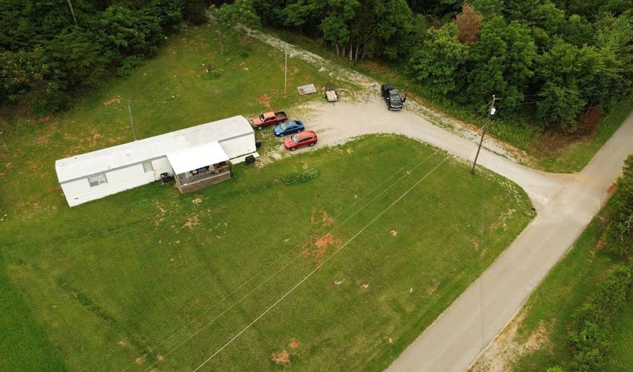 414 McWhorter Rd, Albany, KY 42602 - 3 Beds, 2 Bath