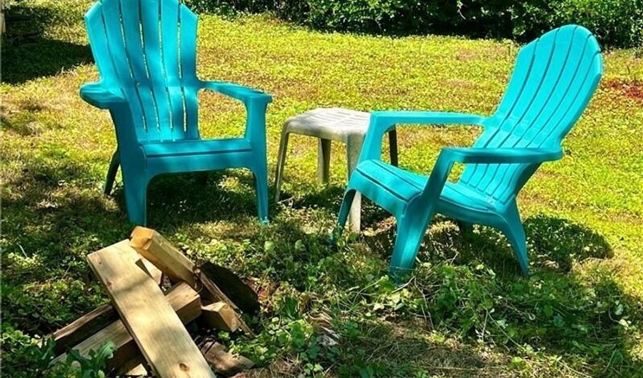 1611 Wellswood Dr SE, Atlanta, GA 30315 - 3 Beds, 2 Bath