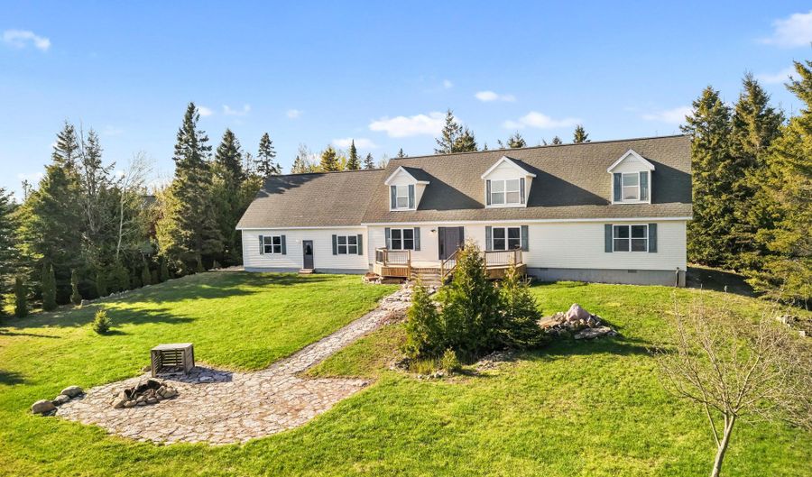 5065 Misery Bay Rd, Alpena, MI 49707 - 4 Beds, 4 Bath